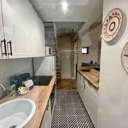 Les Celestins Apartmán