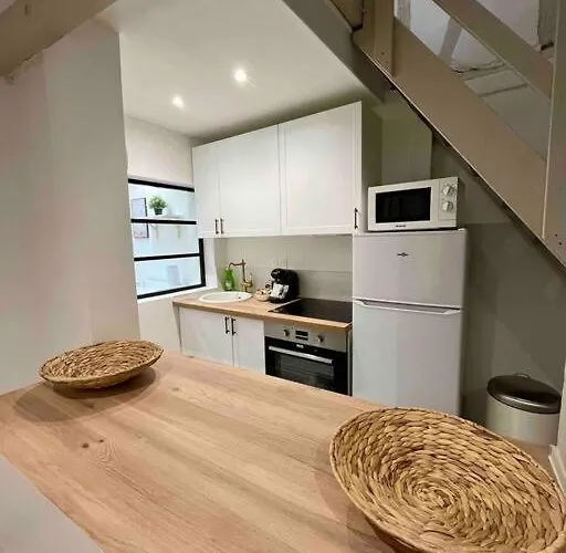 Les Celestins Apartment